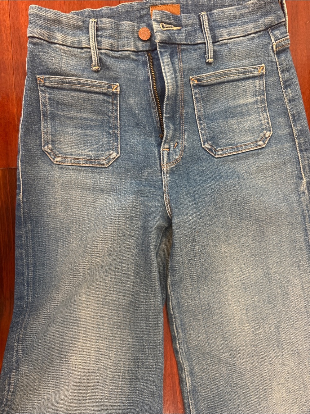 MOTHER patch pocket roller Wide-Leg Jeans in Medium Blue Wash Size 25 - Picture 2 of 6